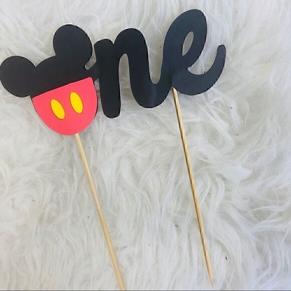 Mickey one cake topper first birthday party - Picture 2 of 11